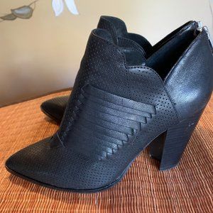 Vince Camuto Levana - Ankle Boots